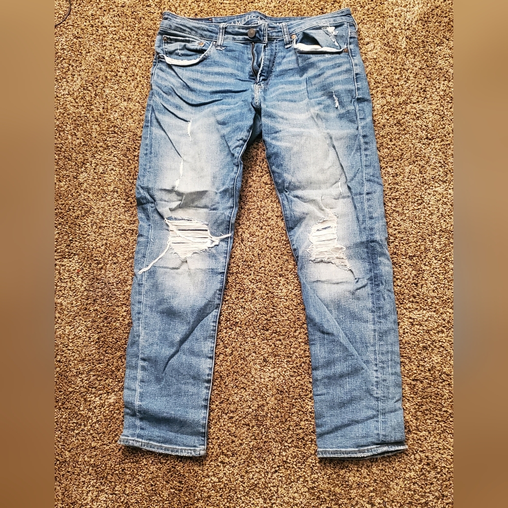 Men's American Eagle Distressed Athletic Denim Jeans